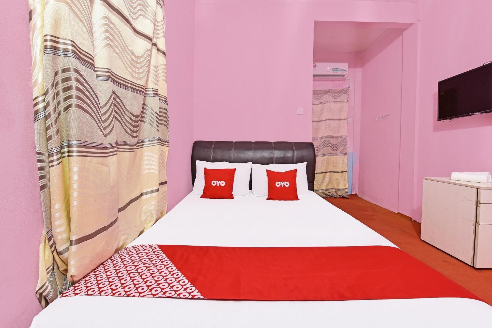 Capital O 90664 Rabi Hotel Kota Bharu Buitenkant foto