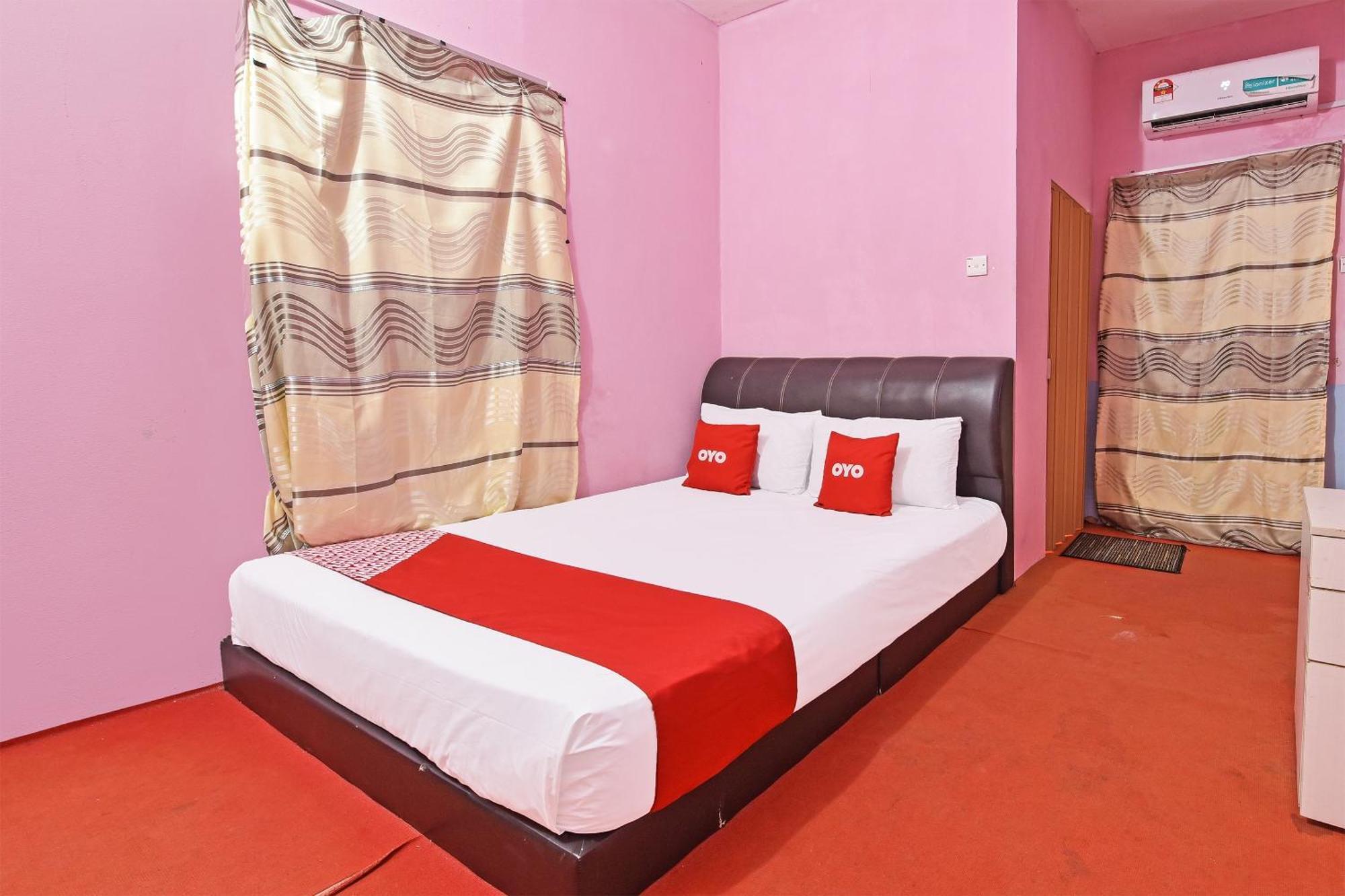 Capital O 90664 Rabi Hotel Kota Bharu Buitenkant foto